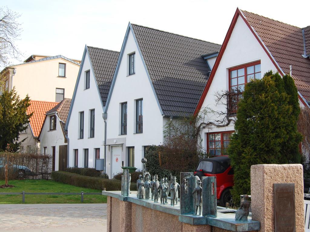 Ferienwohnung In Der Altstadt Warnemuende ロストック エクステリア 写真